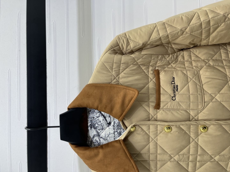 chr1st1an D10r outwear